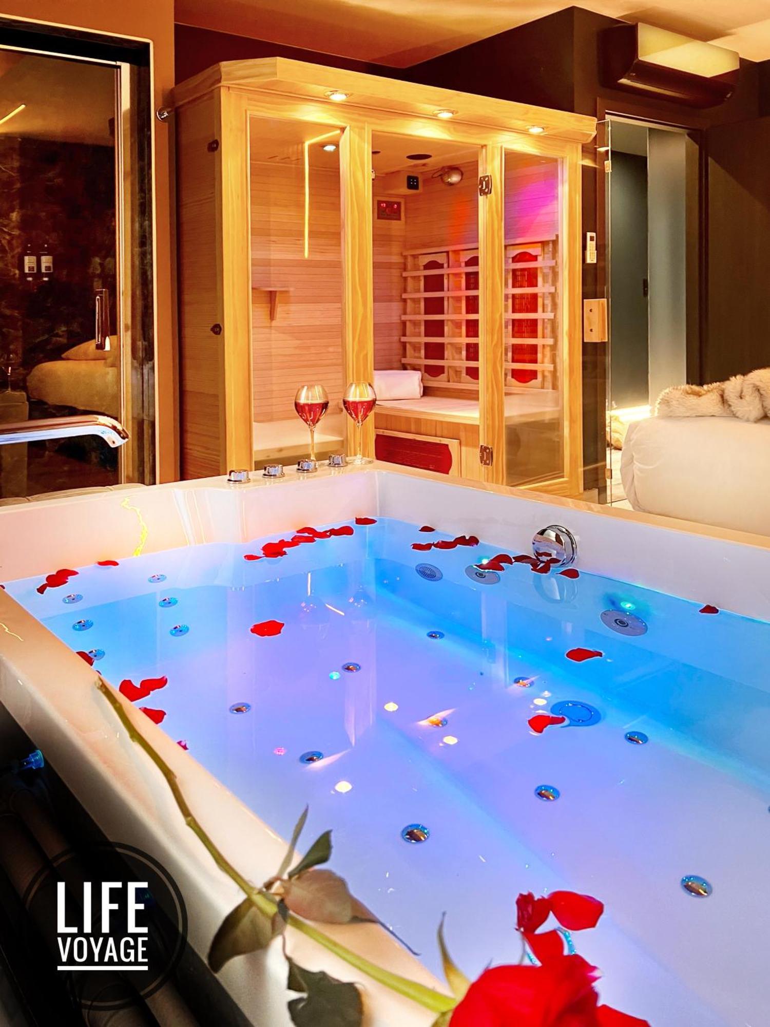 Life Voyage & - Strasbourg's Center Luxury Experience Apartment *