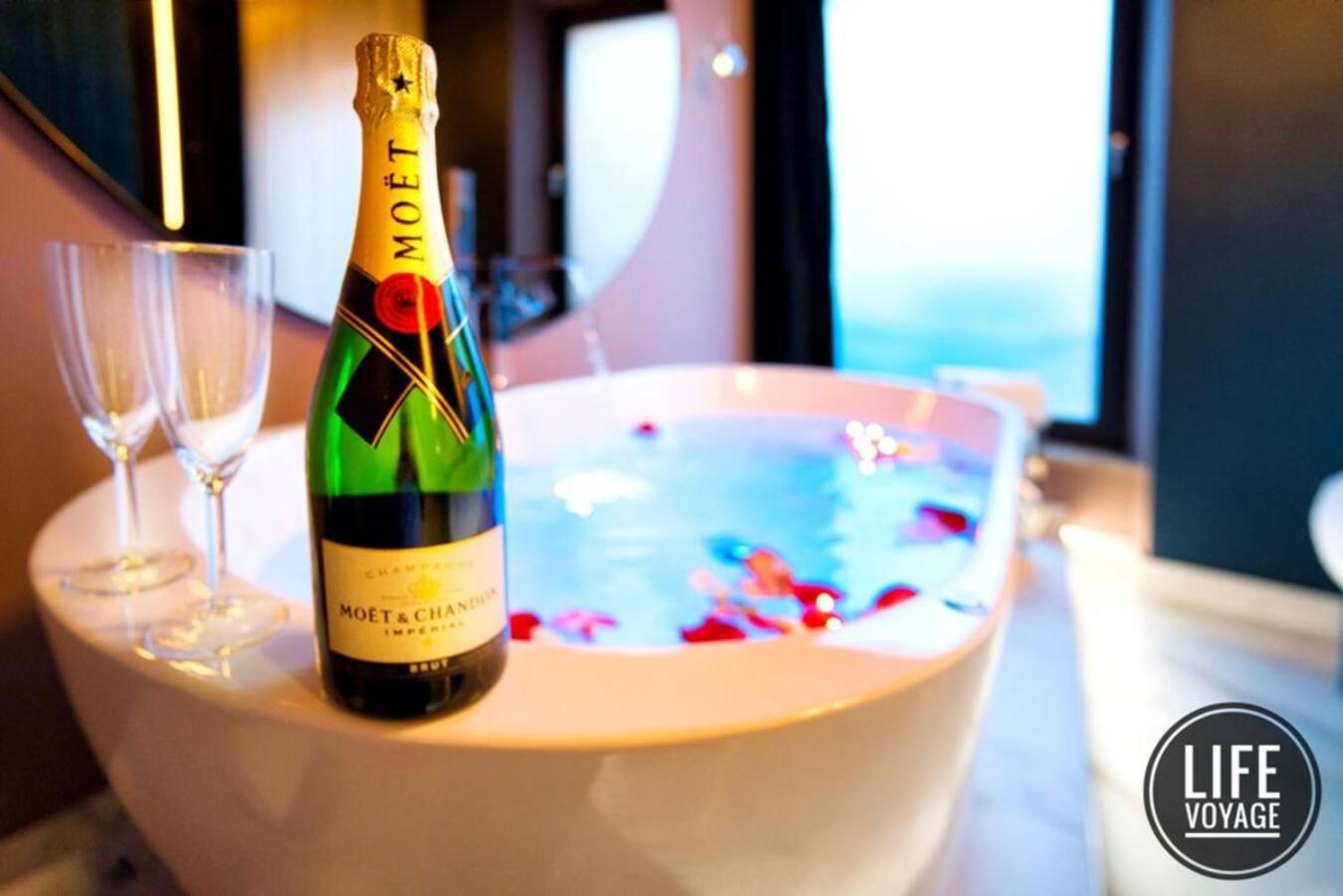 Apartment Life Voyage & - Strasbourg's Center Luxury Experience *